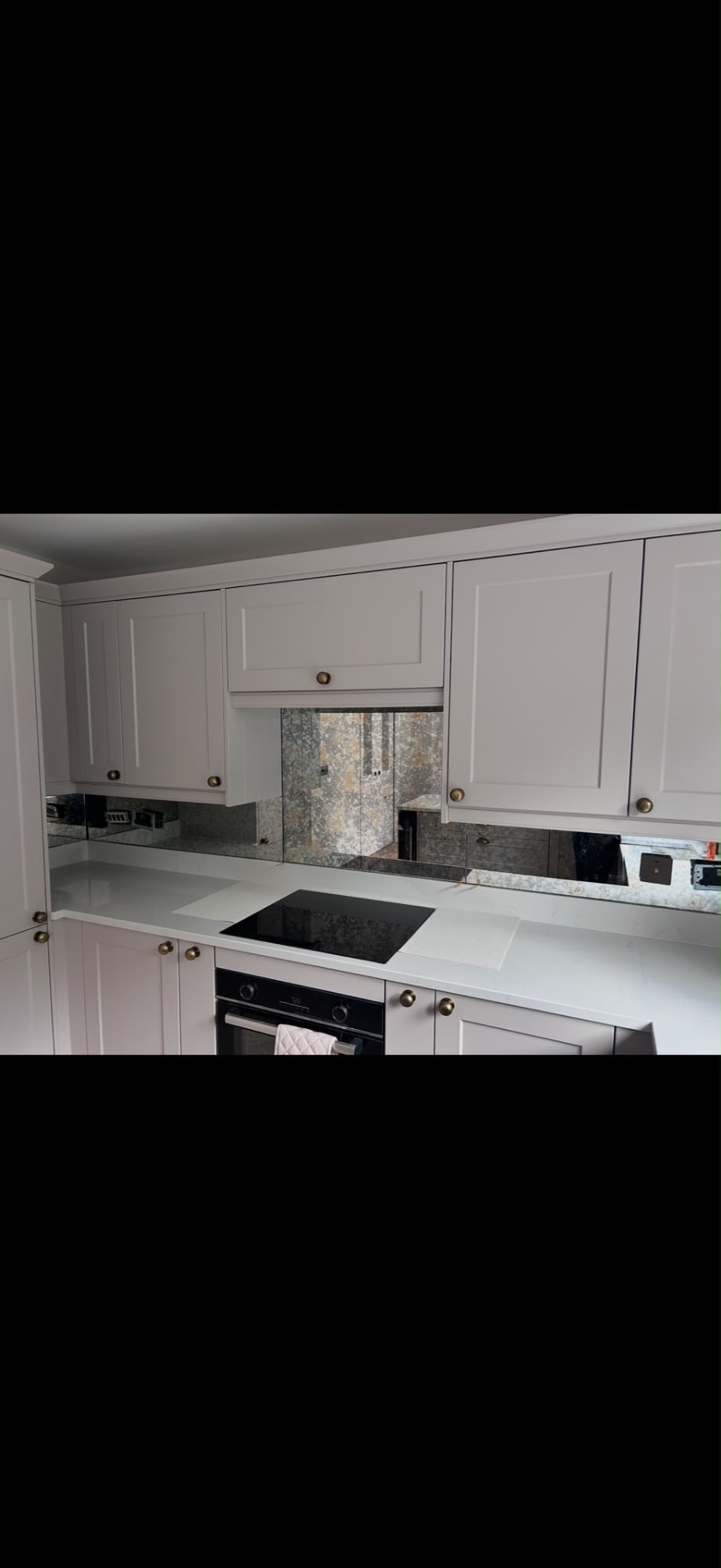 Antique mirror splashbacks by Jays Glass & Glazing