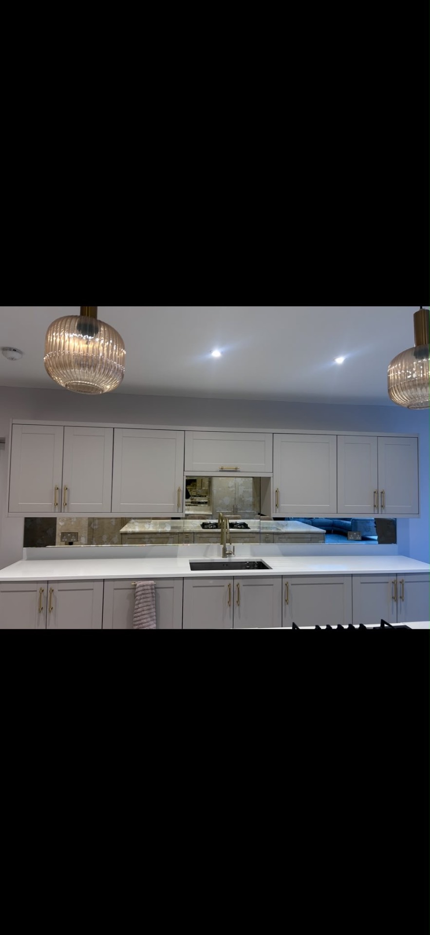 Antique mirror splashbacks by Jays Glass & Glazing